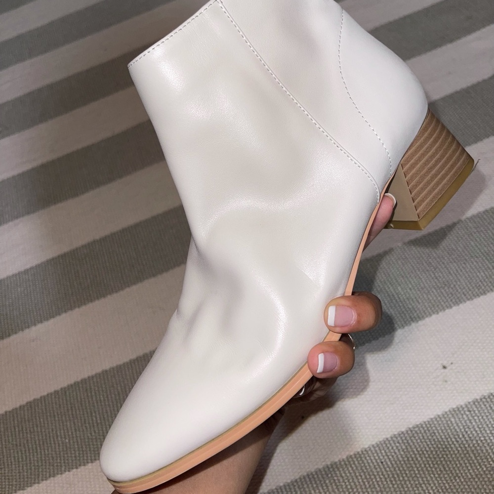 White Boots with brown Heel